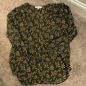 Chic Dark Green Floral Blouse